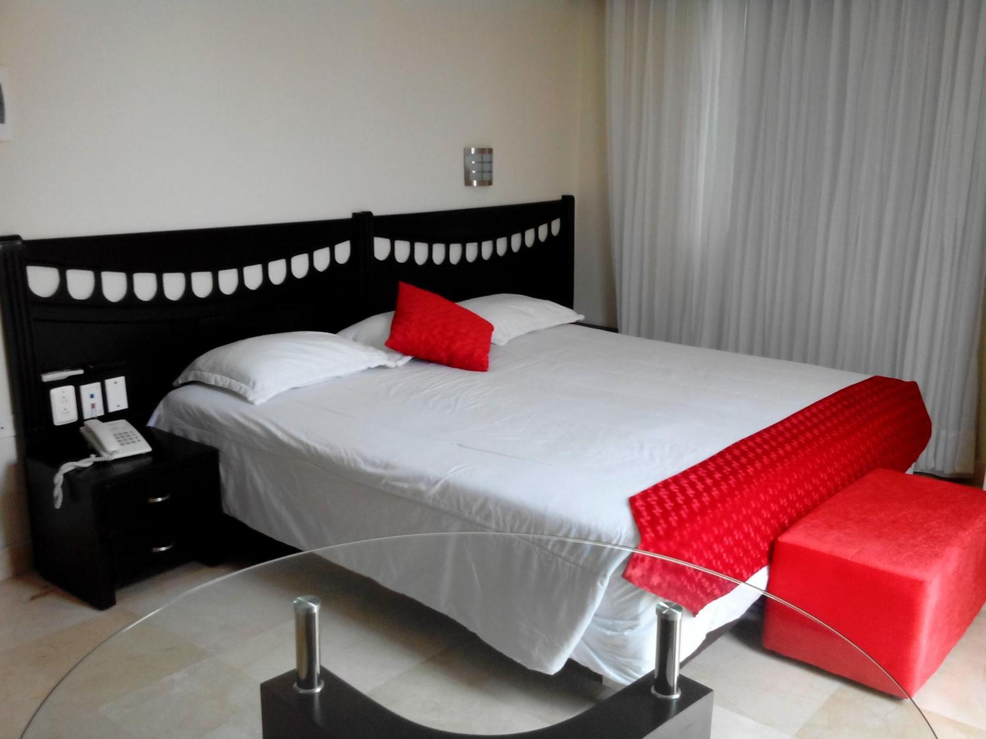Hotel Suite Continental Баранкила Екстериор снимка