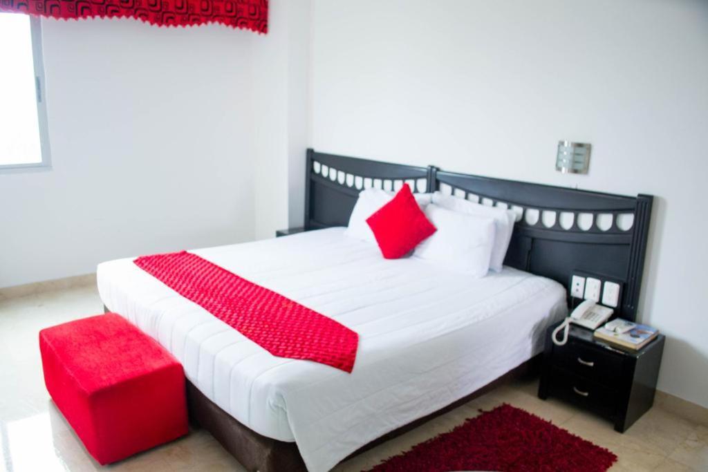 Hotel Suite Continental Баранкила Екстериор снимка