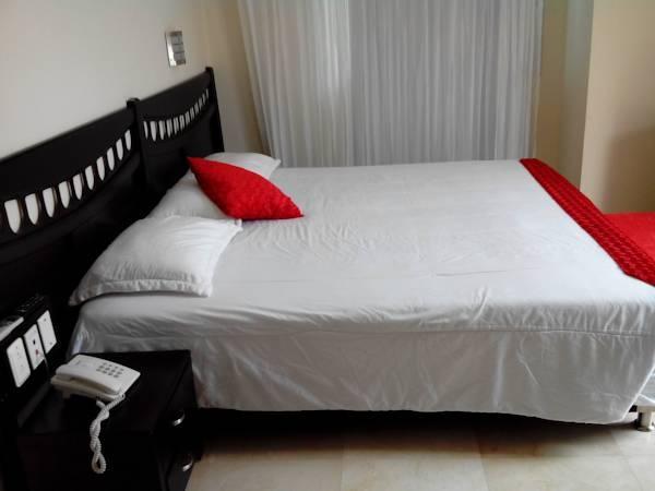 Hotel Suite Continental Баранкила Екстериор снимка